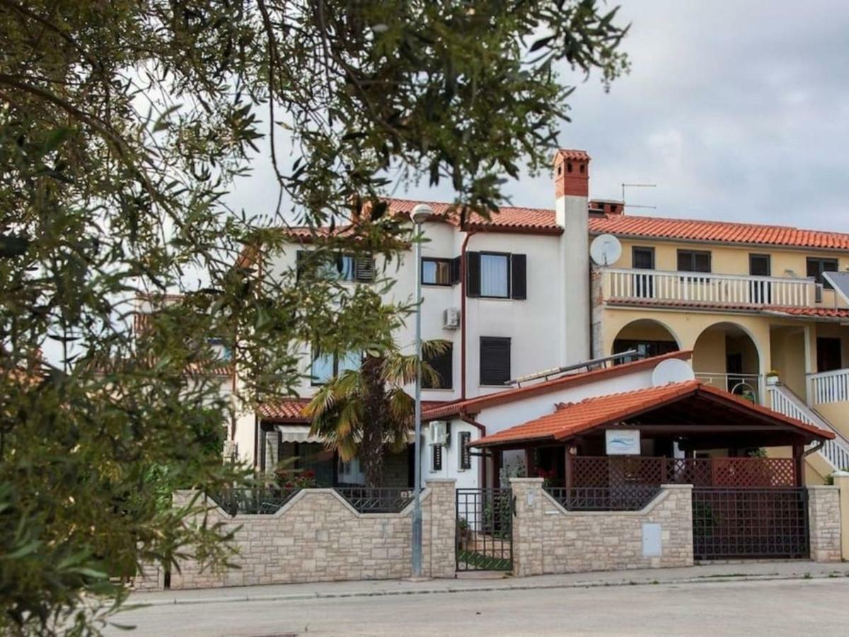 Apartments Grozdanic Fažana Dış mekan fotoğraf