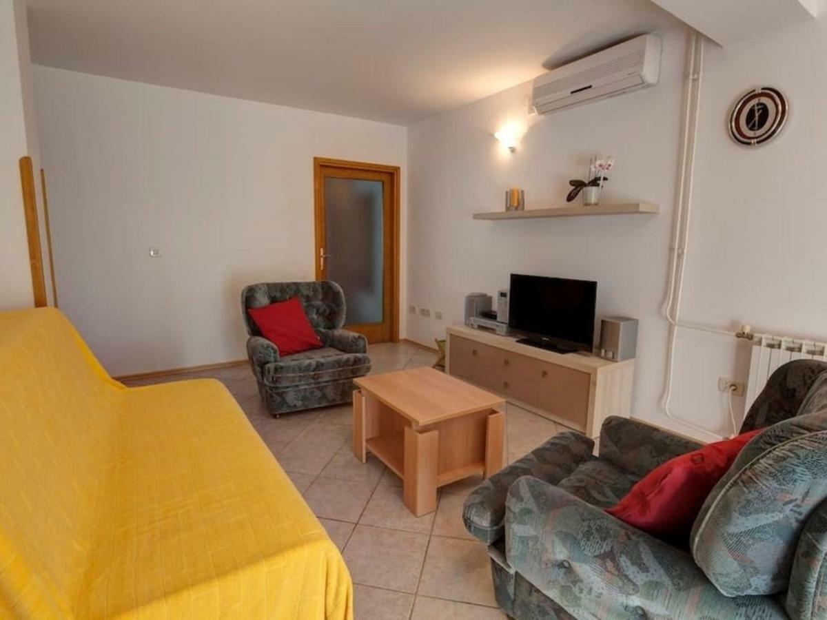 Apartments Grozdanic Fažana Dış mekan fotoğraf